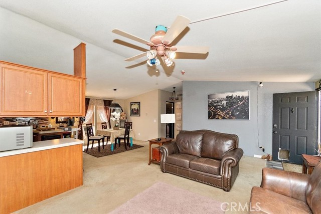 Detail Gallery Image 23 of 43 For 12730 Fir St, Oak Hills,  CA 92344 - – Beds | – Baths