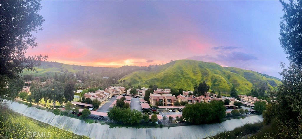 https://media.crmls.org/medias/0361a828-4232-4636-953d-57124a8e4a7c.jpg?preset=X-Large