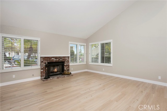 Detail Gallery Image 14 of 36 For 405 Sand Canyon, Brea,  CA 92821 - 4 Beds | 3 Baths