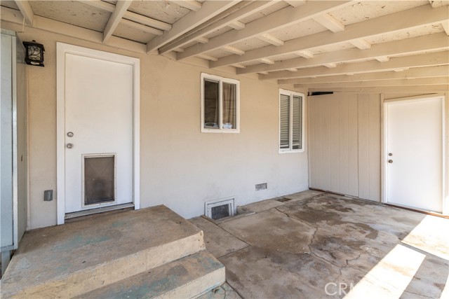 412 South Santa Fe Street, Hemet CA: https://media.crmls.org/medias/03626608-e991-4e23-9539-8f61994746a6.jpg