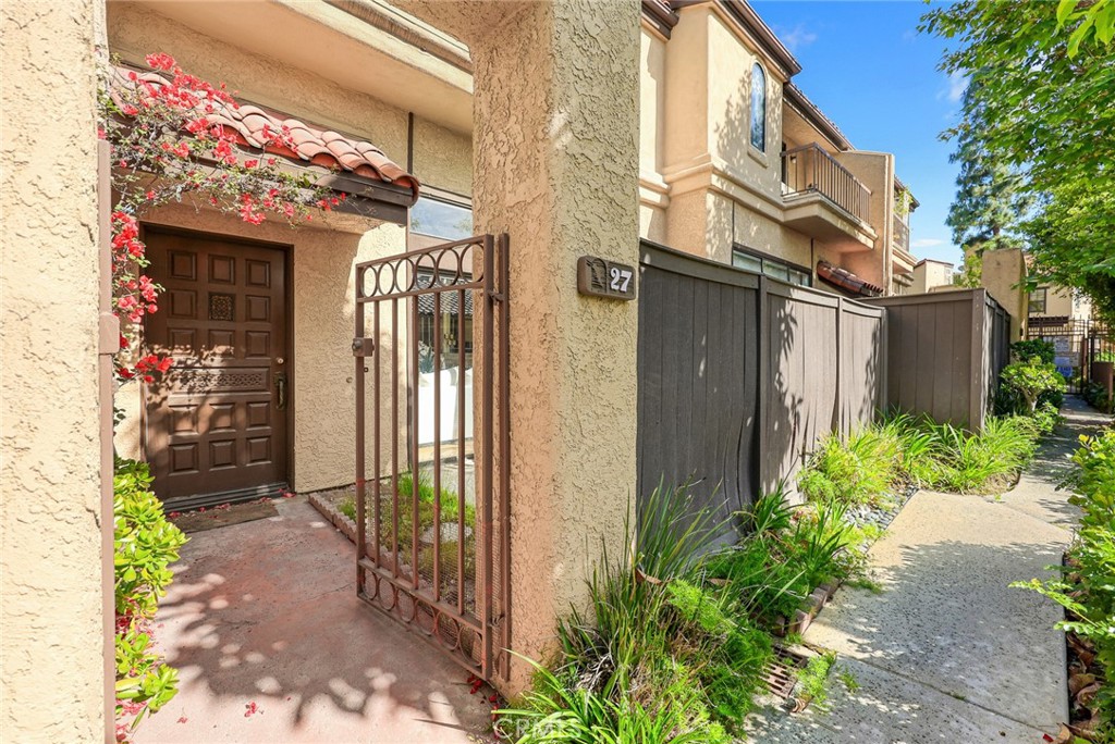 1824 S Marengo Avenue #27