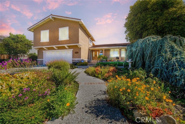 Detail Gallery Image 1 of 25 For 744 Salt Lake Dr, San Jose,  CA 95133 - 4 Beds | 2/1 Baths