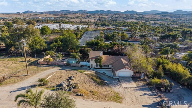 Image 33 of 40 For 18865 Nandina Avenue
