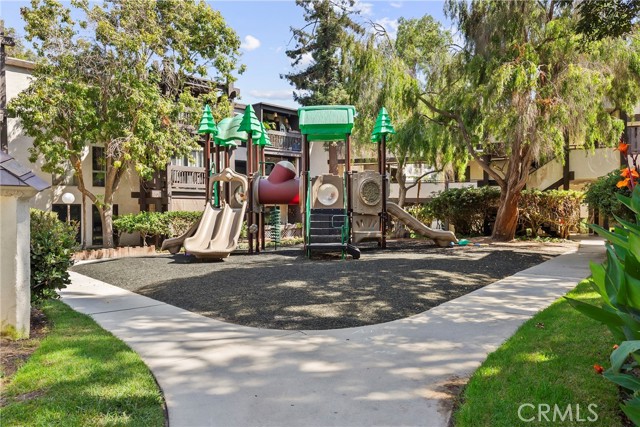7740 Redlands Street, Playa del Rey CA: https://media.crmls.org/medias/03651e55-191c-41a2-81e7-f3996807cacd.jpg