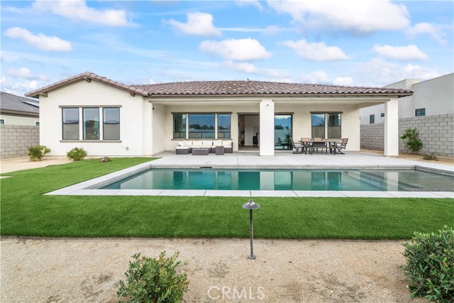 49865 Crescent Psge, Palm Desert CA: https://media.crmls.org/medias/03652acd-492b-4f0d-a171-733ef65c446b.jpg