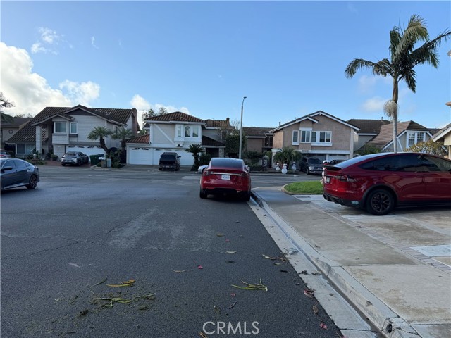 Detail Gallery Image 3 of 29 For 3 Harrisburg, Irvine,  CA 92620 - 4 Beds | 2/1 Baths