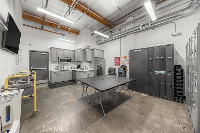 Image 6 of 54 For 44211 Yucca