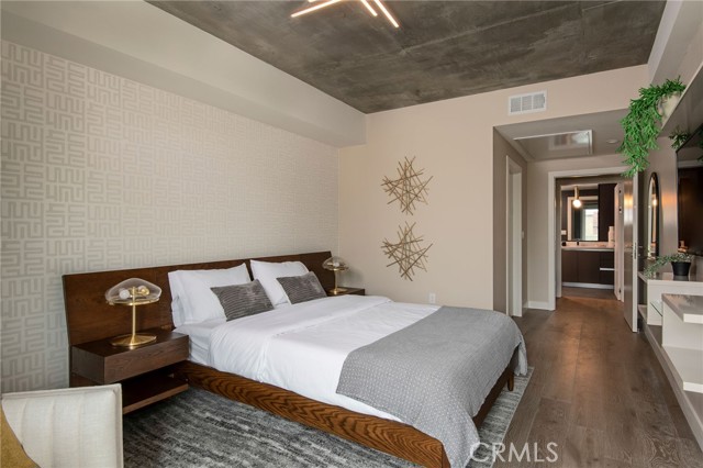 Detail Gallery Image 4 of 17 For 380 Cordova St #105,  Pasadena,  CA 91101 - 2 Beds | 2/1 Baths