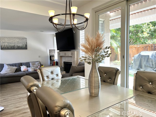 Front Image Thumbnail for CROC25273791