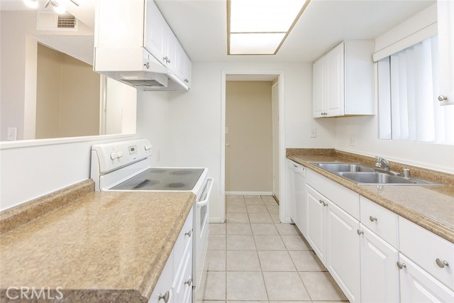 1517 E Garfield Avenue, Glendale CA: https://media.crmls.org/medias/036602a9-e143-463d-bef3-5bdd3e17e8cc.jpg