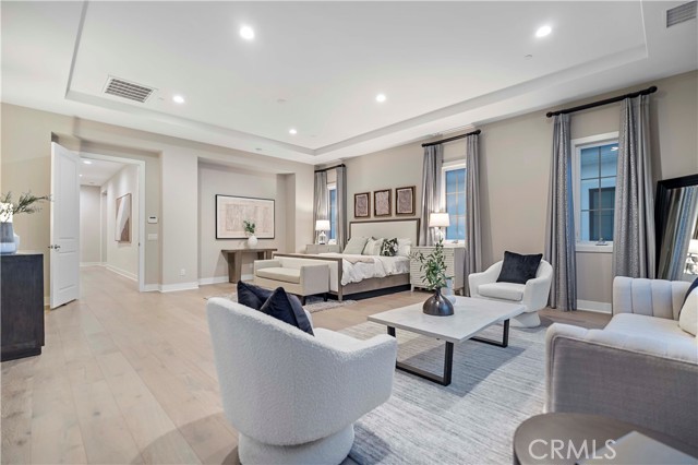 Detail Gallery Image 22 of 36 For 115 Interstellar, Irvine,  CA 92618 - 5 Beds | 5/1 Baths
