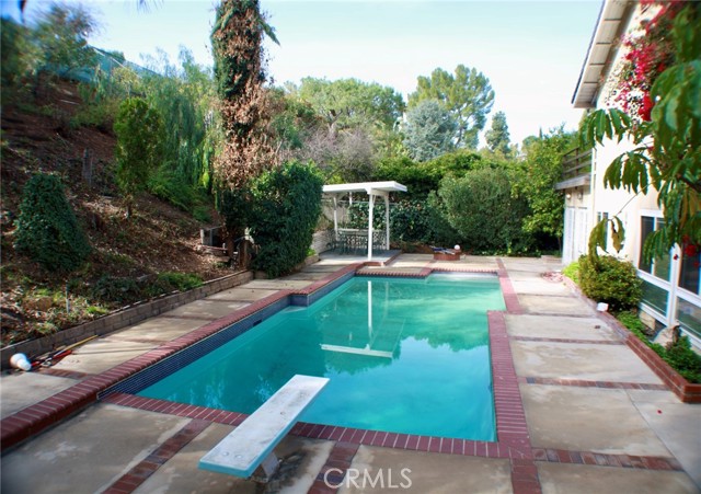 21740 Ulmus Drive, Woodland Hills CA: https://media.crmls.org/medias/0366f0e4-5a73-452c-ac1f-d006d5f27add.jpg