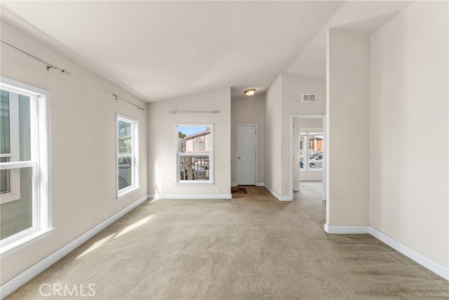 Detail Gallery Image 6 of 25 For 632 W Romneya, Anaheim,  CA 92801 - 3 Beds | 2 Baths