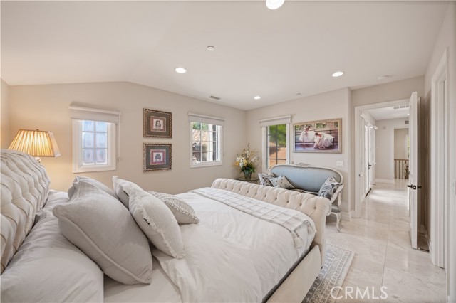 Detail Gallery Image 17 of 23 For 20 Blue Summit, Irvine,  CA 92603 - 4 Beds | 5/1 Baths