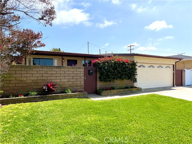 Detail Gallery Image 2 of 53 For 3428 W 229th Pl, Torrance,  CA 90505 - 4 Beds | 2 Baths
