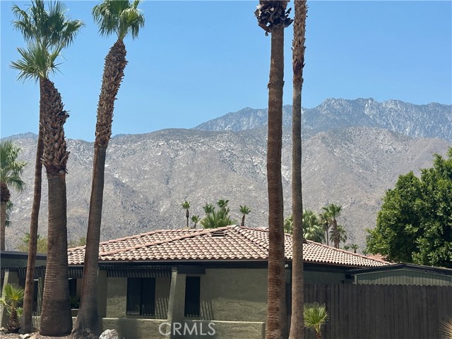 1834 N Hidalgo Way, Palm Springs CA: https://media.crmls.org/medias/0369fa14-8916-403a-ba0d-54797869d0da.jpg
