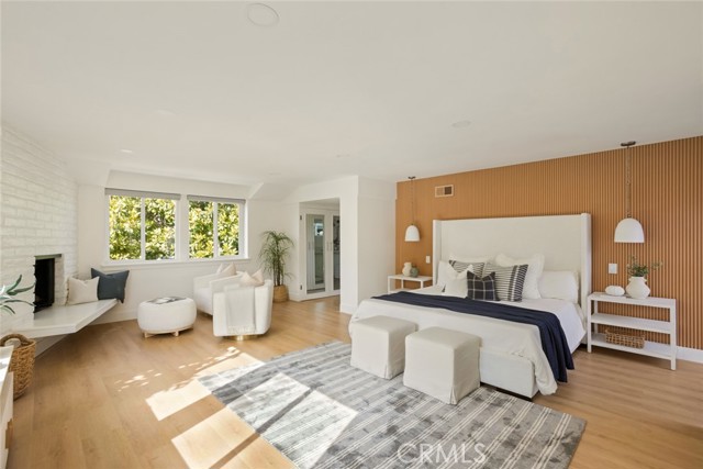 1585 Miramar Drive, Newport Beach CA: https://media.crmls.org/medias/036ad199-c146-4968-8cff-a87b147a494c.jpg