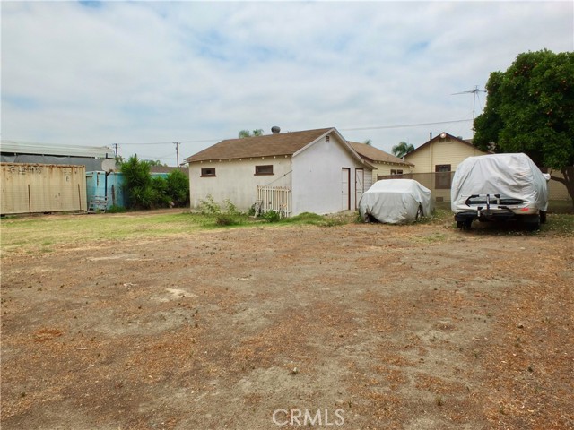 10505 Artesia Blvd., Bellflower CA: https://media.crmls.org/medias/036ad8f6-7087-4721-88f1-79231c503659.jpg