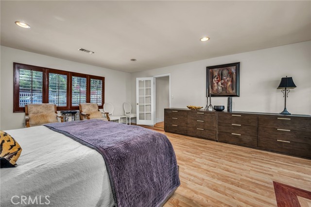 Detail Gallery Image 16 of 34 For 22015 Independencia St, Woodland Hills,  CA 91364 - 3 Beds | 2 Baths