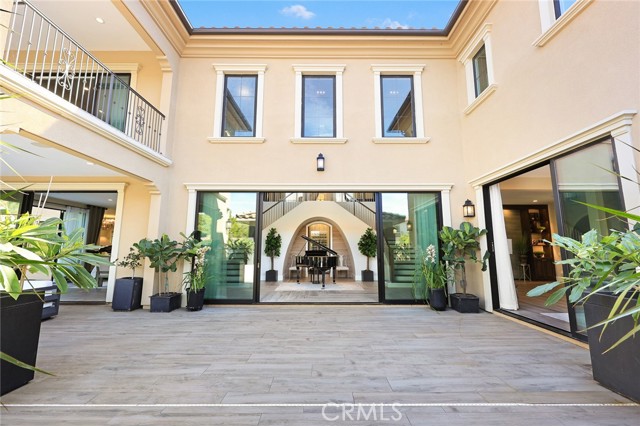 Detail Gallery Image 45 of 62 For 107 Clear Falls, Irvine,  CA 92602 - 5 Beds | 5/1 Baths