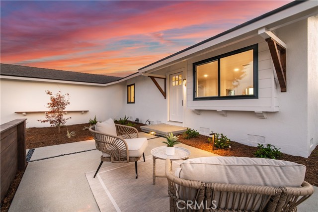 Detail Gallery Image 16 of 18 For 15801 Carrie Ln, Huntington Beach,  CA 92647 - 3 Beds | 2 Baths