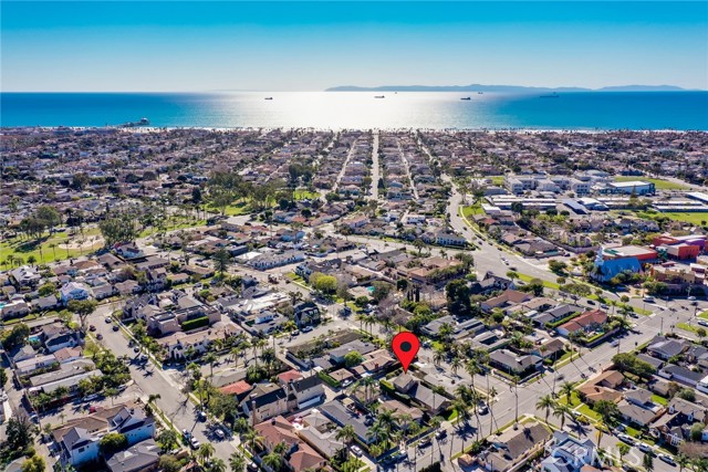 Detail Gallery Image 1 of 61 For 118 Adams Ave, Huntington Beach,  CA 92648 - 3 Beds | 2 Baths