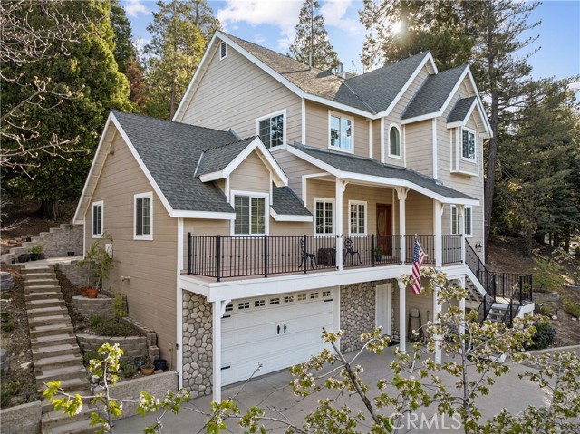 Detail Gallery Image 2 of 72 For 197 Massive Rd, Lake Arrowhead,  CA 92317 - 4 Beds | 3/1 Baths