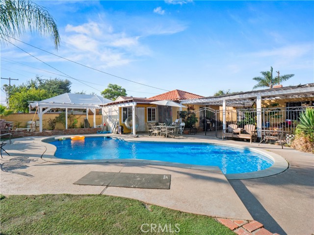 Detail Gallery Image 9 of 29 For 9961 Haddon Ave, Arleta,  CA 91331 - 3 Beds | 2 Baths