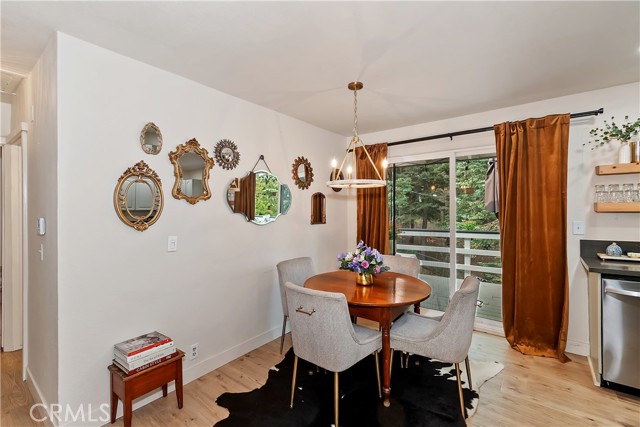 Detail Gallery Image 6 of 53 For 696 Rose, Twin Peaks,  CA 92391 - 4 Beds | 2 Baths