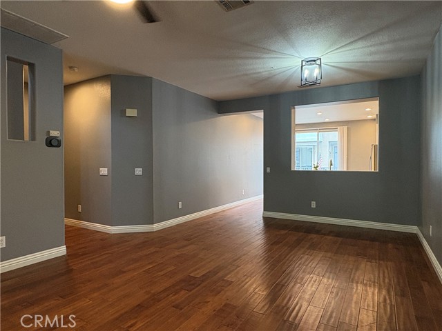 7 Burlingame Lane, Aliso Viejo CA: https://media.crmls.org/medias/037229b9-04e0-46c6-8b76-38be51c6d89d.jpg