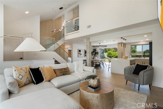 25302 Posada Lane, Mission Viejo CA: https://media.crmls.org/medias/03726f0e-7956-4b92-88d6-1c01cdf7d3fc.jpg