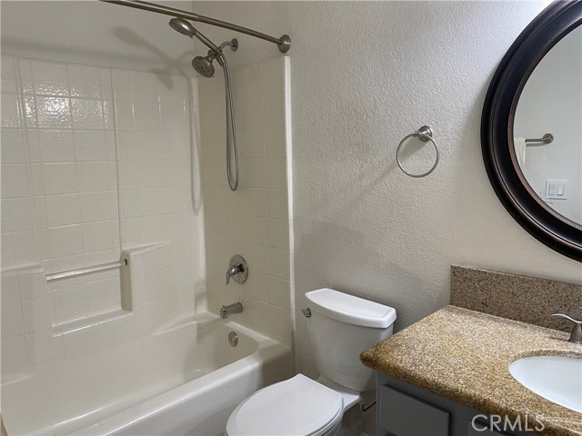 Detail Gallery Image 13 of 20 For 44889 Camino Alamosa, Temecula,  CA 92592 - 3 Beds | 2 Baths