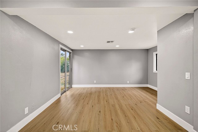 Image 9 of 50 For 7040 Fulton