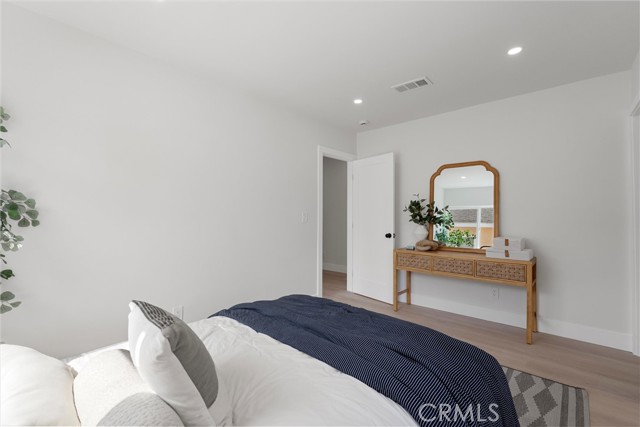 Detail Gallery Image 12 of 24 For 5004 W 138th St, Hawthorne,  CA 90250 - 3 Beds | 2 Baths