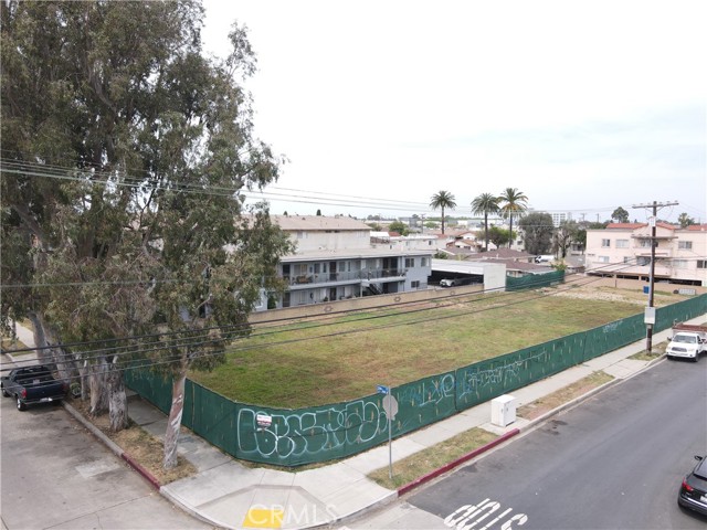 Image 8 of 9 For 21821 Harvard Boulevard