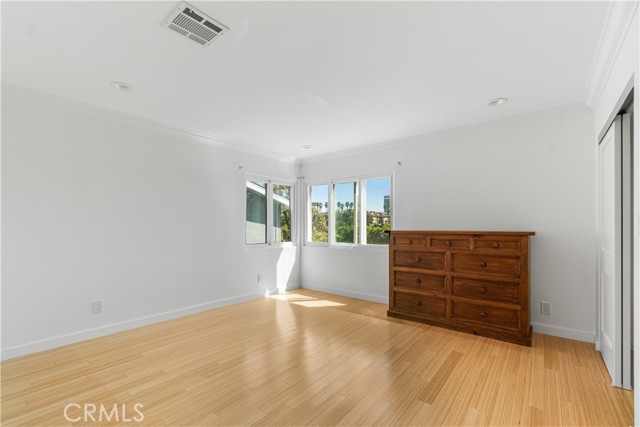 1510 E Maple Avenue, El Segundo CA: https://media.crmls.org/medias/03742602-efa4-43b6-ad32-addd761d301f.jpg