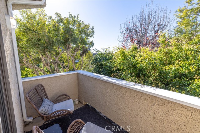 Detail Gallery Image 37 of 50 For 107 S Helberta Avenue #4,  Redondo Beach,  CA 90277 - 3 Beds | 3 Baths