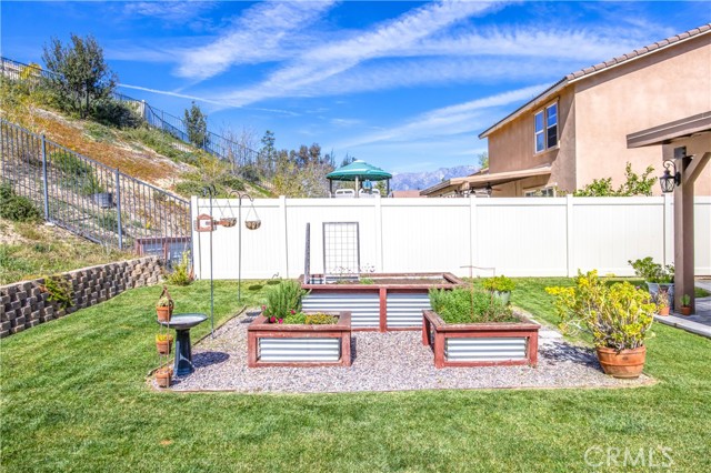 Detail Gallery Image 29 of 34 For 115 Festive Ct, Beaumont,  CA 92223 - 3 Beds | 2/1 Baths