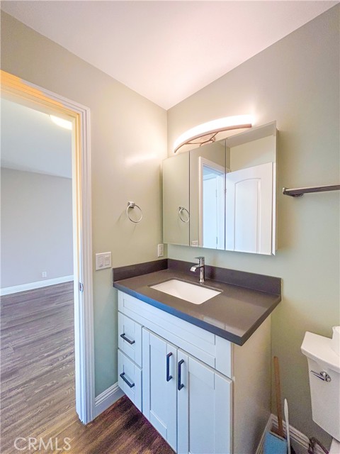 Detail Gallery Image 3 of 20 For 5830 Benner St #208,  Los Angeles,  CA 90042 - 2 Beds | 2 Baths