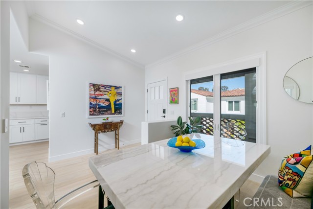 Detail Gallery Image 7 of 25 For 401 Seaward Rd #2,  Corona Del Mar,  CA 92625 - 3 Beds | 2/1 Baths