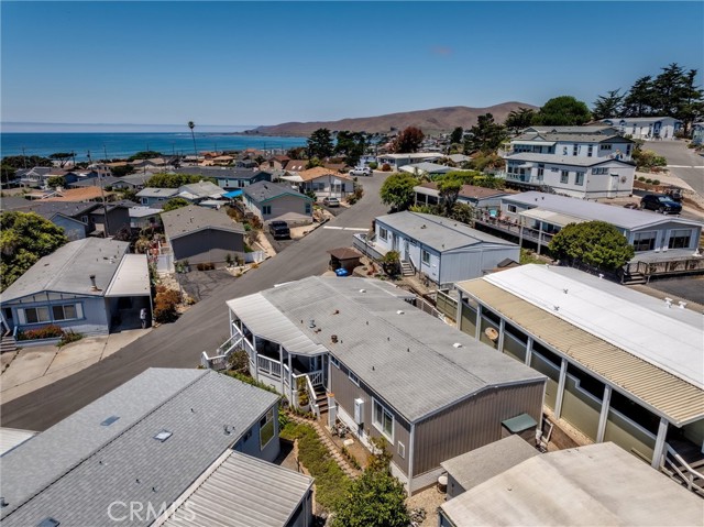 1625 Cass Avenue, Cayucos CA: https://media.crmls.org/medias/03788f13-be9a-4bb4-845f-9ec2af6f731d.jpg