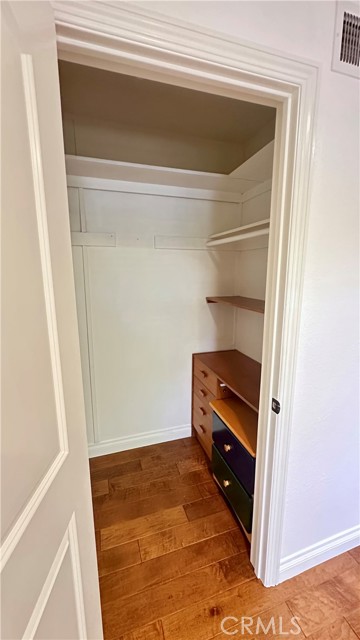 5433 Beeler Avenue, Woodland Hills CA: https://media.crmls.org/medias/037ae1b7-7ca9-4d07-9d68-acce6d7b6788.jpg