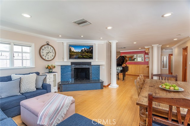 7817 Beckett Street photo 3