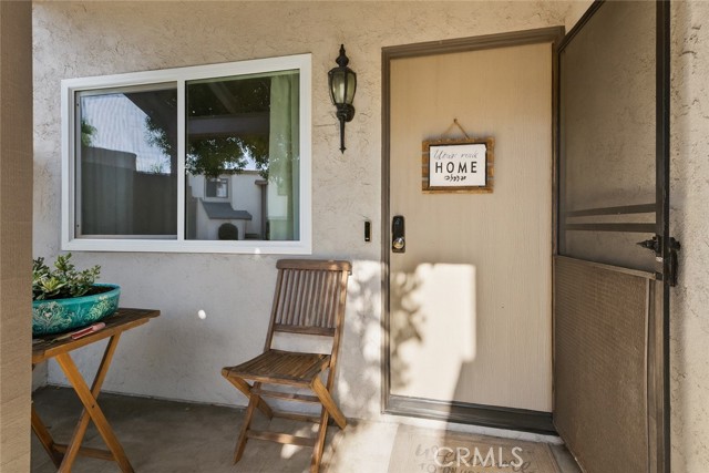 438 N Via Capri, Anaheim CA: https://media.crmls.org/medias/037b3a5e-acaf-467a-b521-94a0fce55ad7.jpg