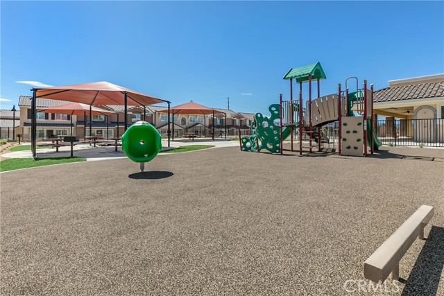 Detail Gallery Image 7 of 18 For 16854 Muscatel, Hesperia,  CA 92345 - 3 Beds | 2/1 Baths