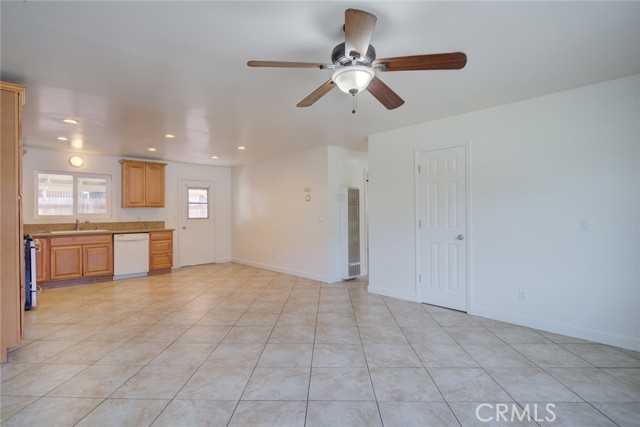 Detail Gallery Image 8 of 40 For 1234 (Unit B) Seabright, Grover Beach,  CA 93433 - 2 Beds | 1 Baths