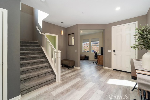 Detail Gallery Image 3 of 55 For 30543 Silky Lupine, Murrieta,  CA 92563 - 5 Beds | 3 Baths