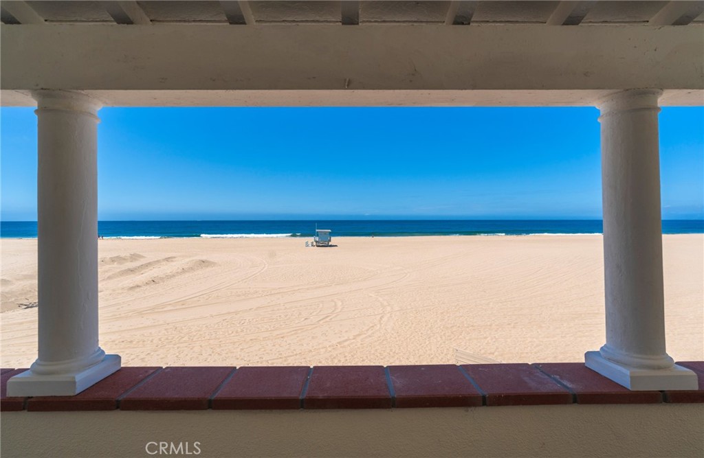 https://media.crmls.org/medias/037cb8e3-2219-41b6-b2f0-e7b88048eafe.jpg?preset=X-Large