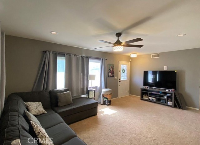 12045 Bayless Street, Moreno Valley CA: https://media.crmls.org/medias/037e51ab-a162-4f17-a9cd-e6b1ca771ff7.jpg