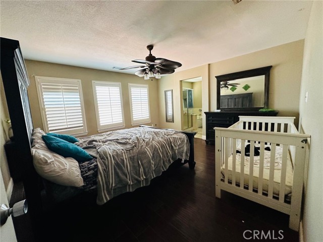 692 Blueberry Lane, Madera CA: https://media.crmls.org/medias/037f05dc-bc48-4462-9bc2-cfa1c62f26e6.jpg